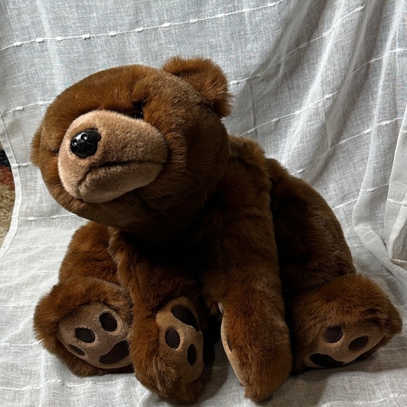Vintage TY Classics PAWS the HUGE 30" Lay Flat Brown Bear Plush Teddy Bear 1996 - Picture 2 of 16